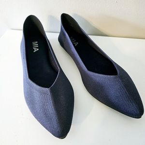 Mia Navy Blue Flats - Kerri - Size 6 Flat Shoes - Business Casual/ Office